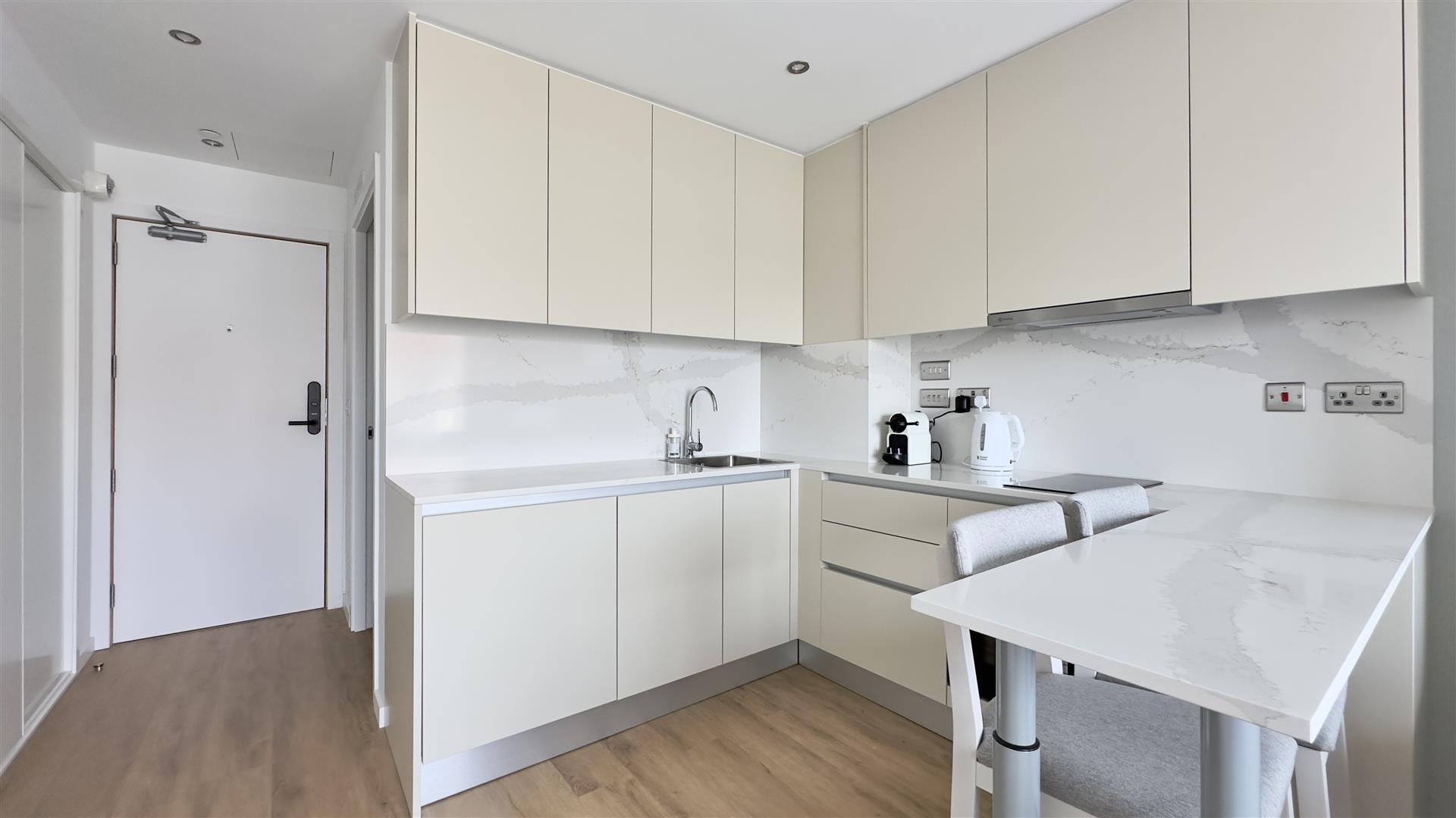 Image of Apartment - 1 Bathrooms for Rental in Victory Suites-Gibraltar, Image 2